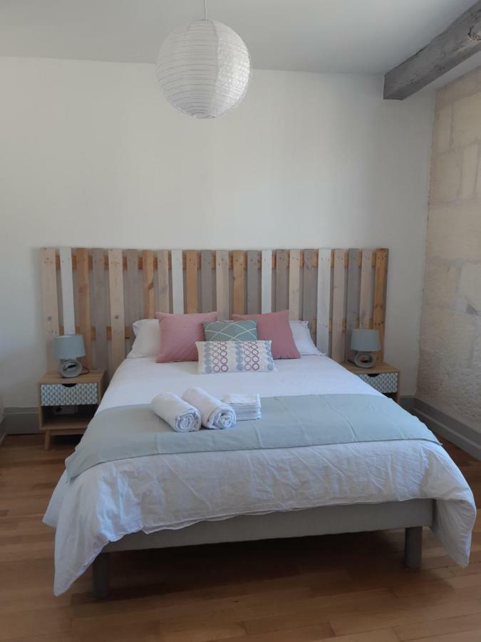 Le Vaillant, Appartement T2, Proche Gare, Hyper-Centre Et Marais, 1 A 2 Personnes, Wifi Bourges Kültér fotó